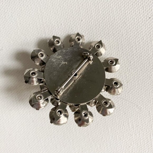 Vintage Clear  Rhinestone Snowflake Theme Sparkly Brooch - Picture 7 of 7